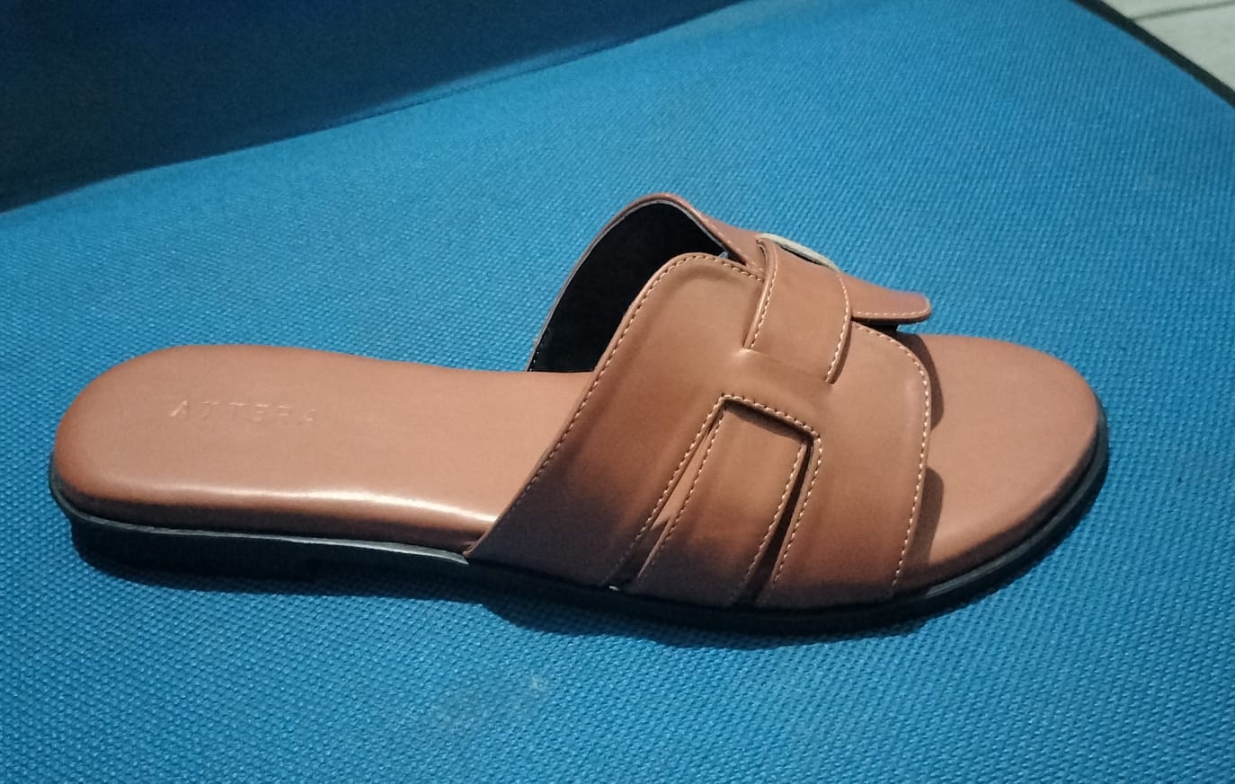 SOLE JADI